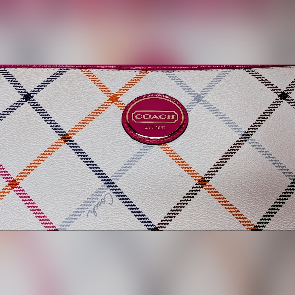 Coach White and Pink Crossbody Bag - Picture 8 of 10